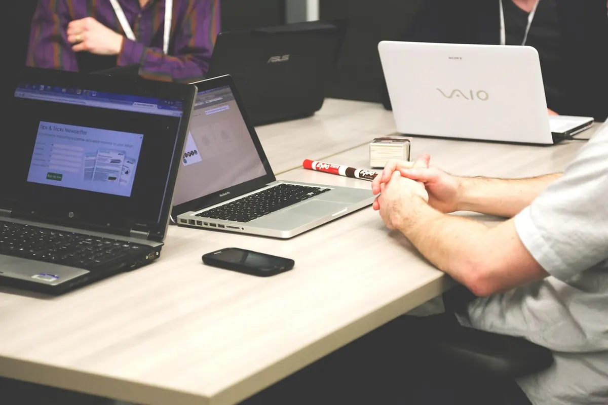 AI Meeting Notes Apps Compared: Which One Fits Your Team Workflow?